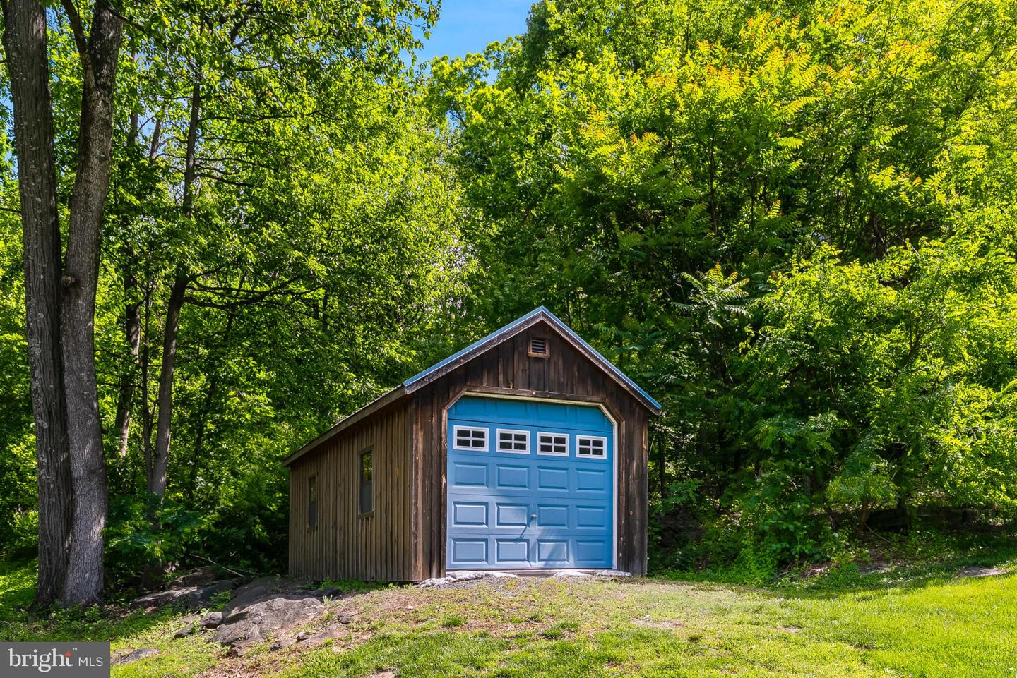 14812 Manor View