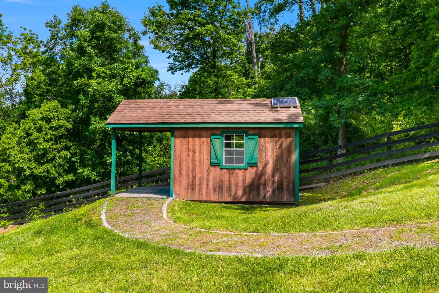 14812 Manor View