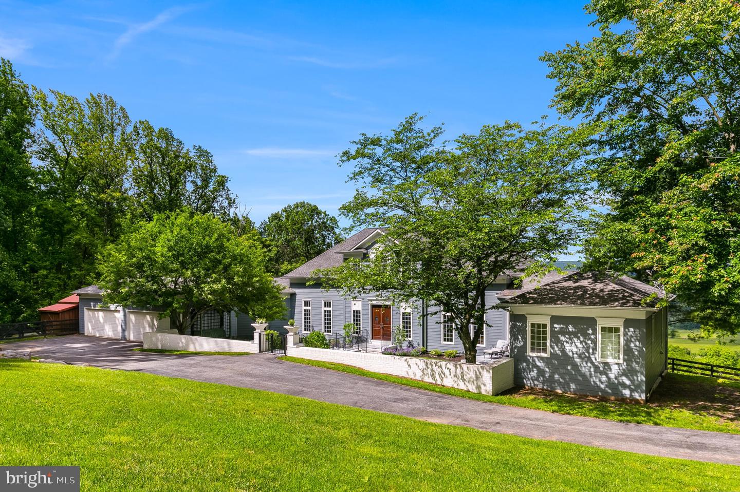 14812 Manor View
