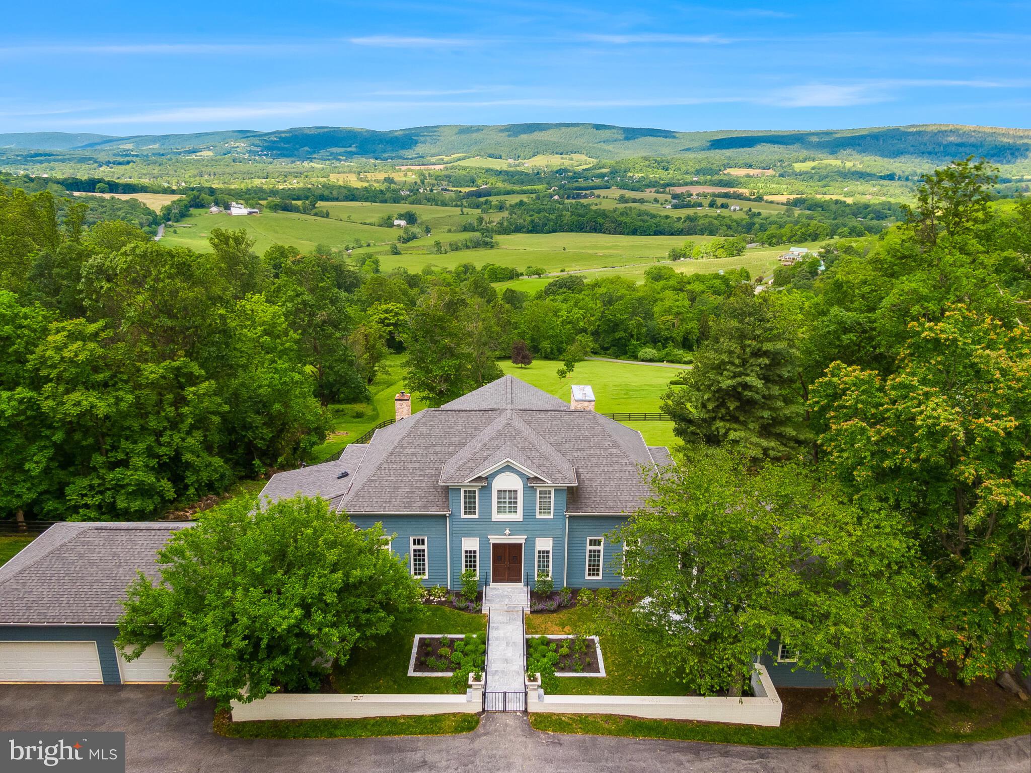 14812 Manor View