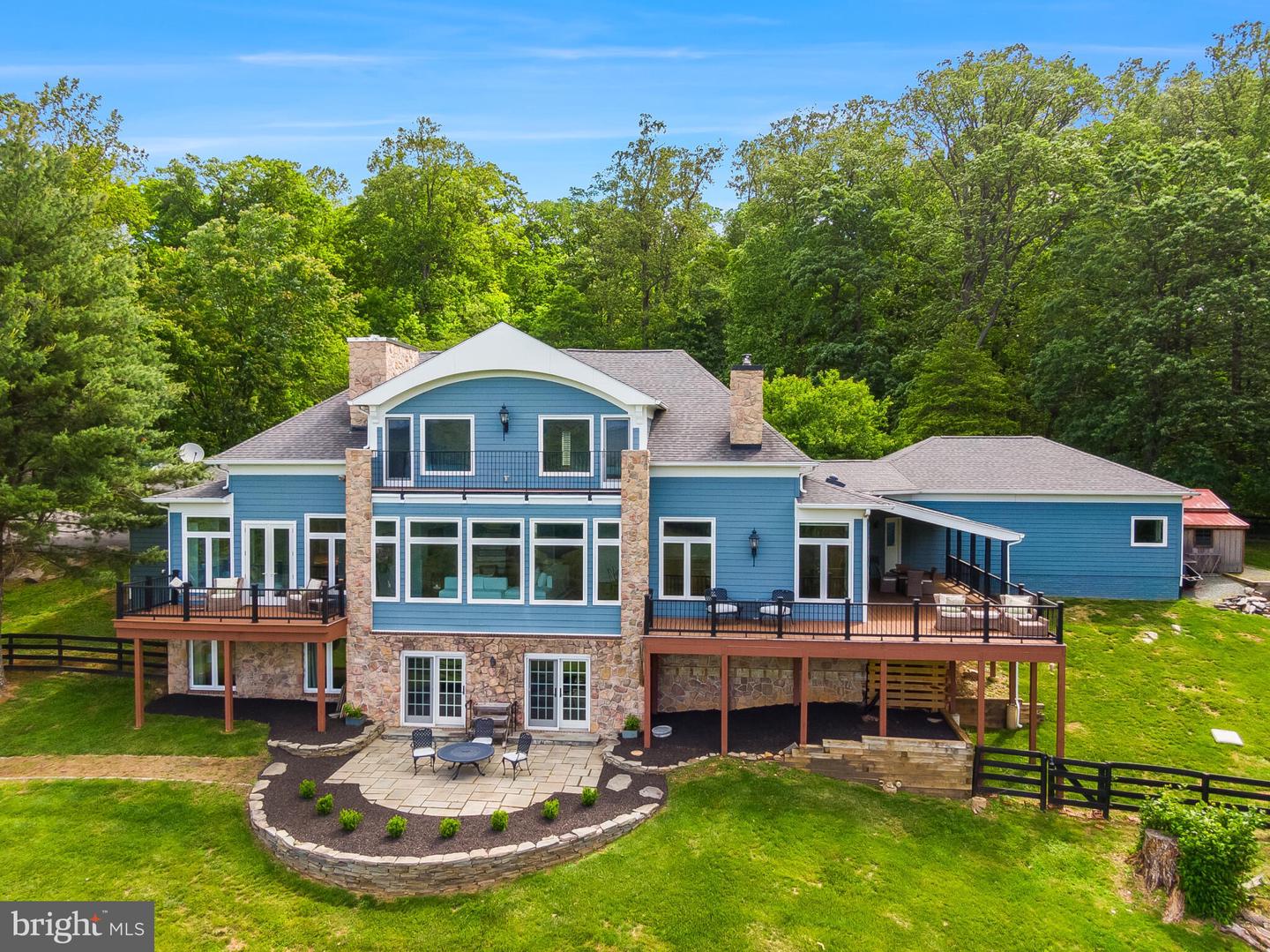 14812 Manor View