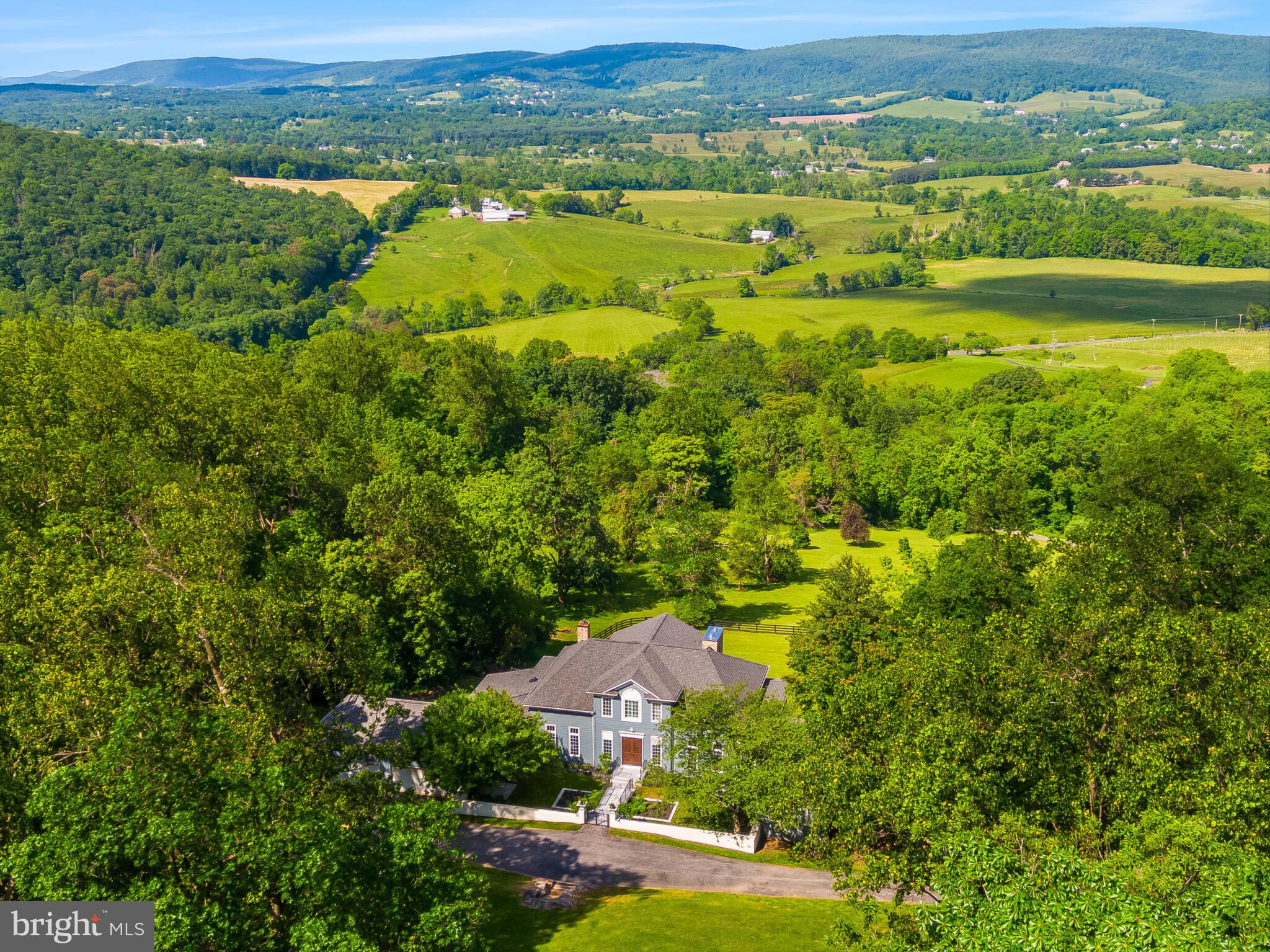 14812 Manor View