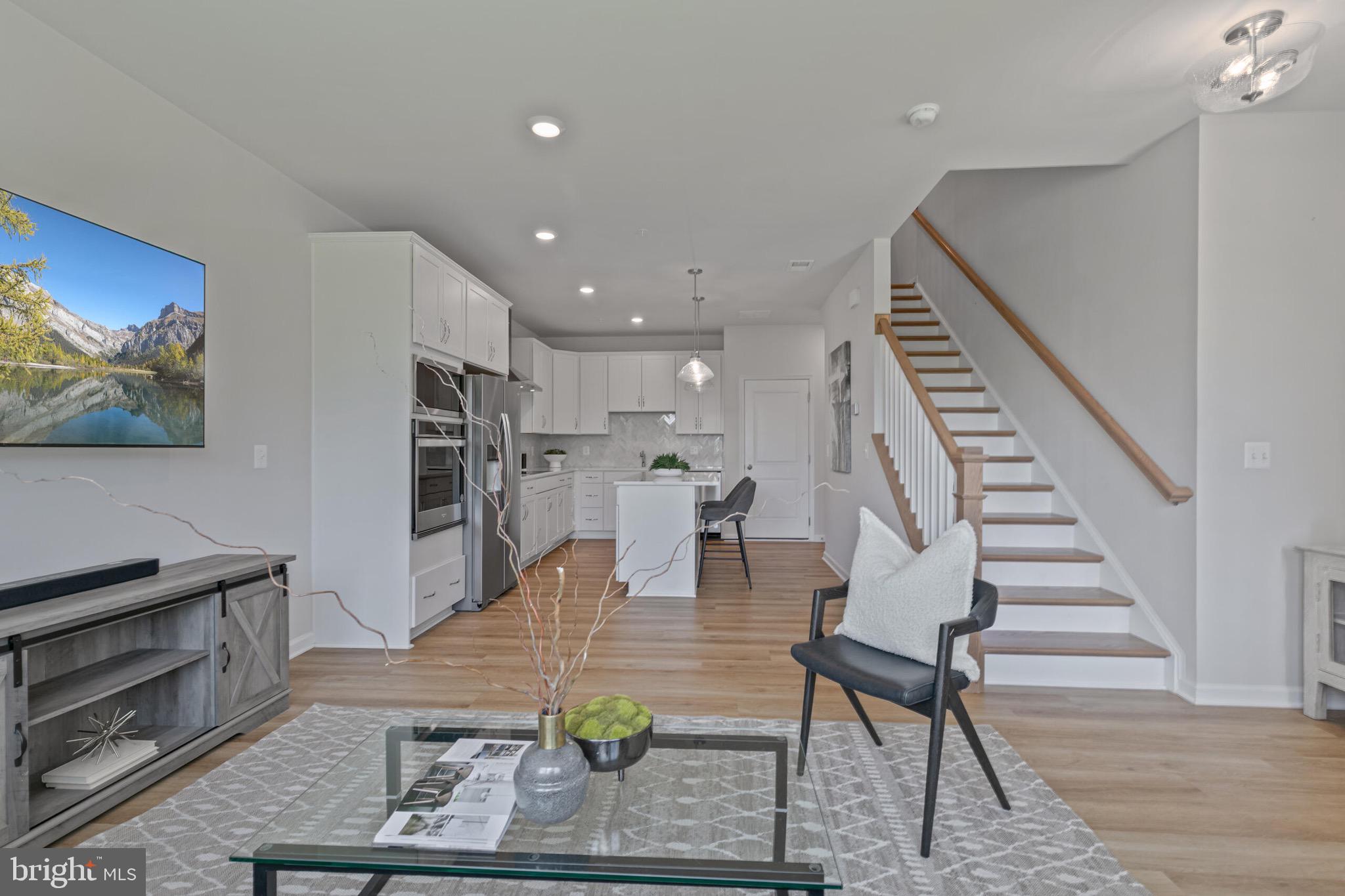 1008 GALENA TERRACE NE
