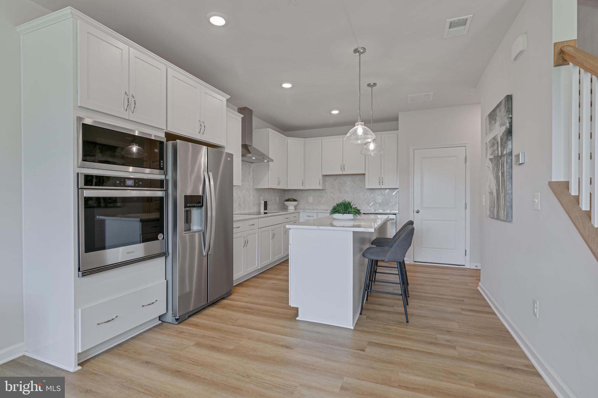 1008 GALENA TERRACE NE