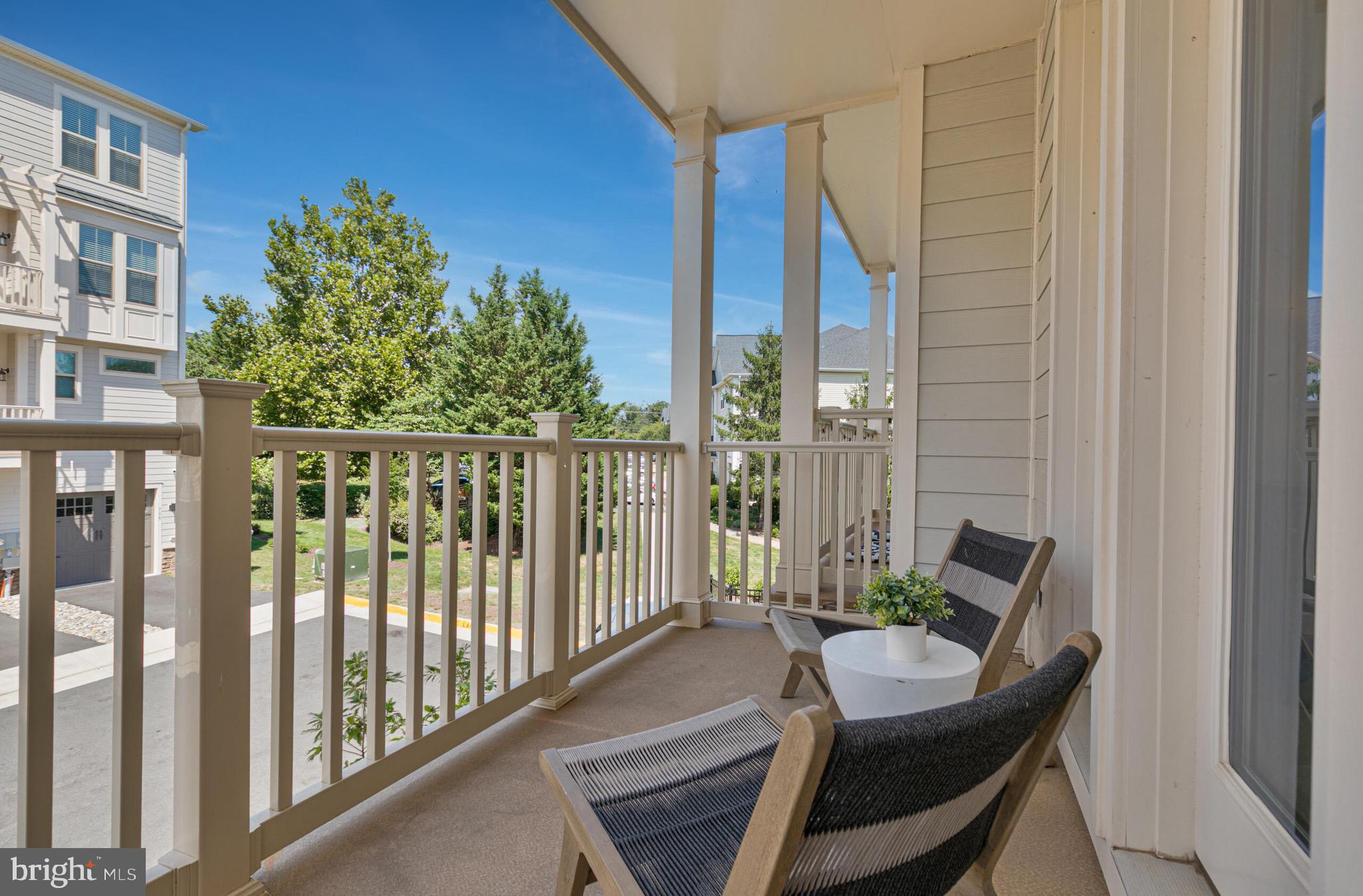 1008 GALENA TERRACE NE