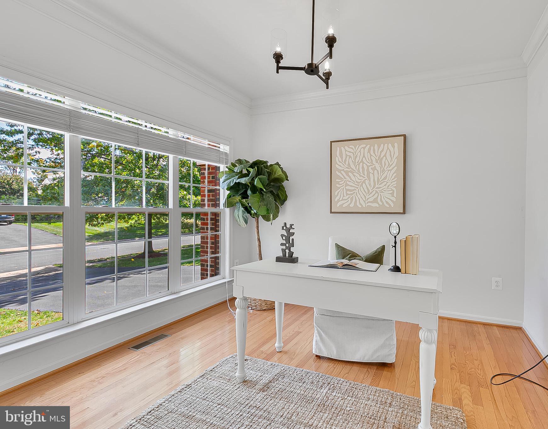 22059 WATER RUN COURT