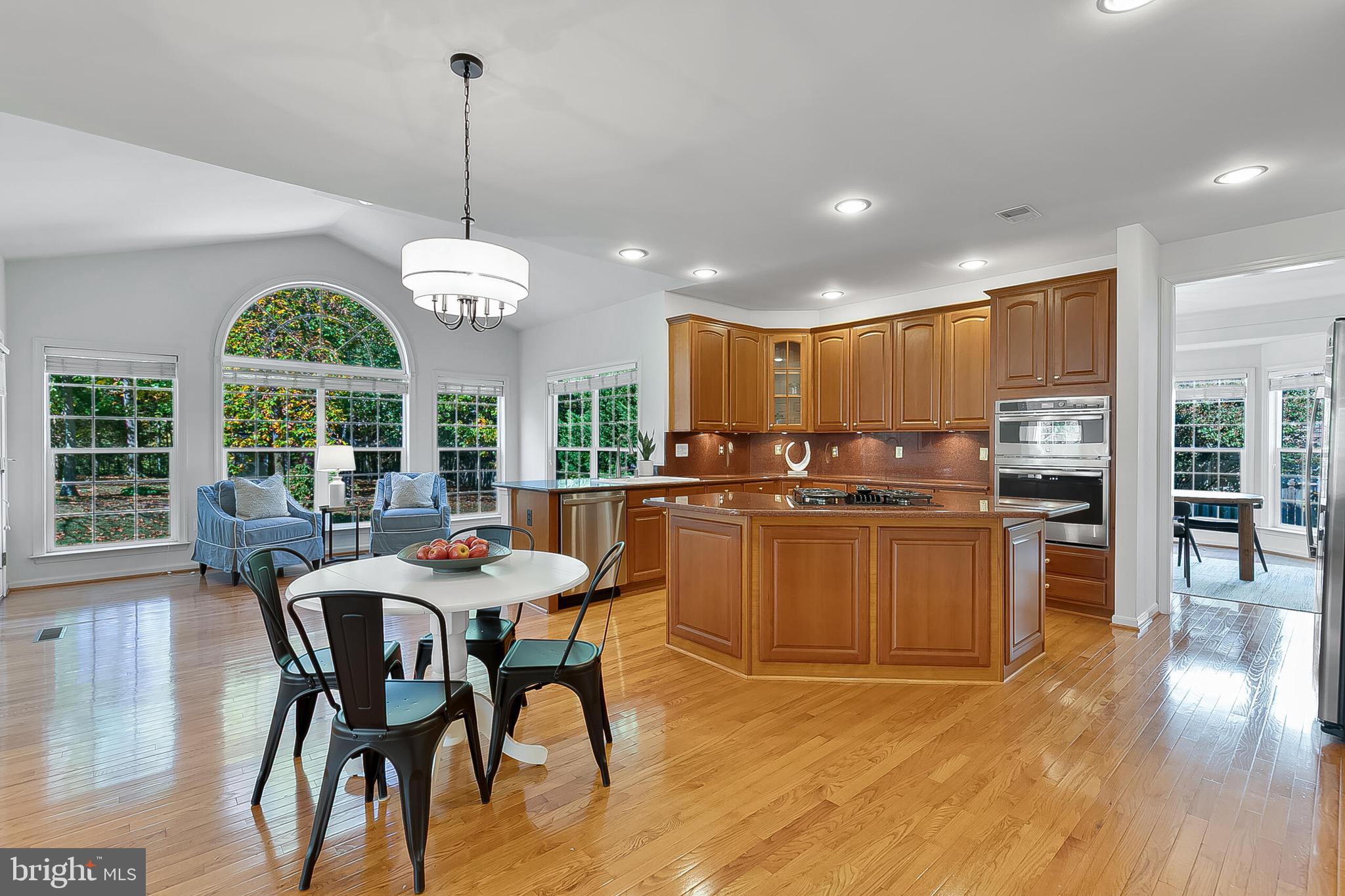 22059 WATER RUN COURT