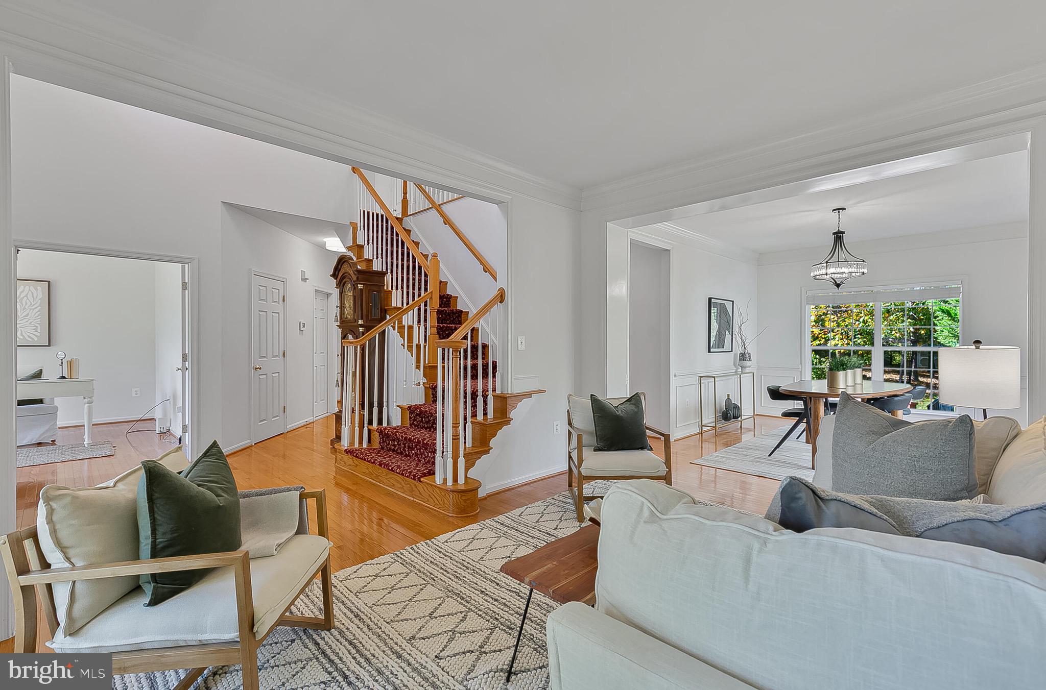 22059 WATER RUN COURT