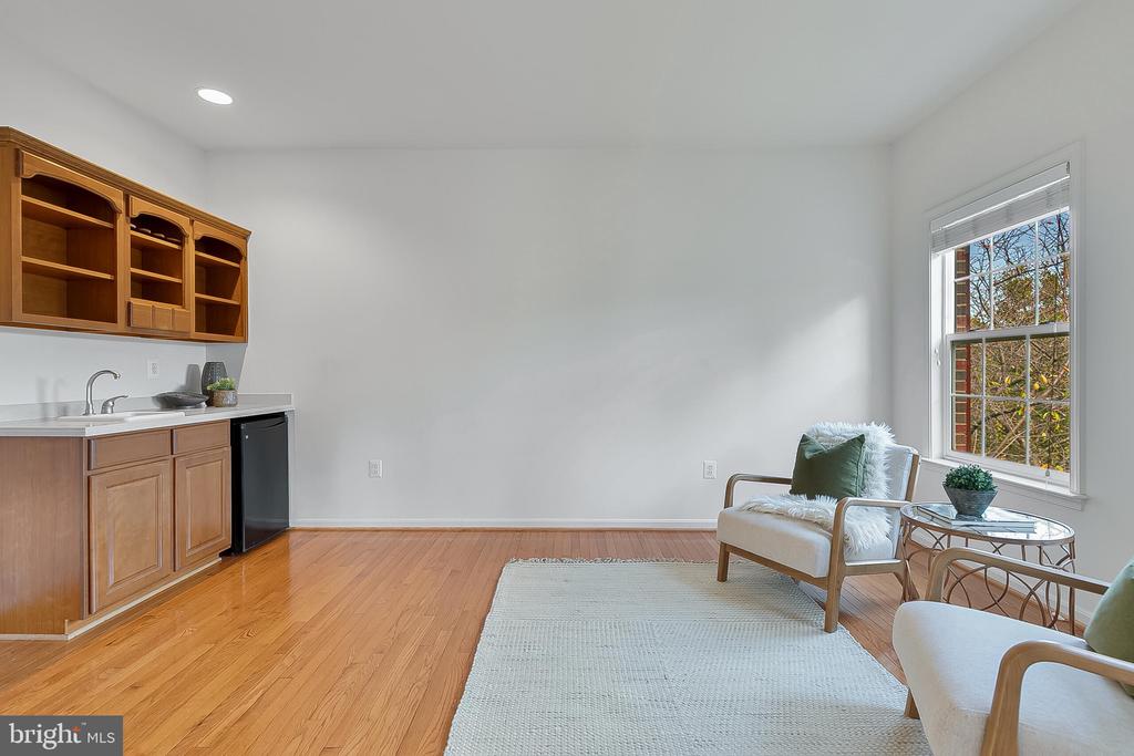 22059 WATER RUN COURT