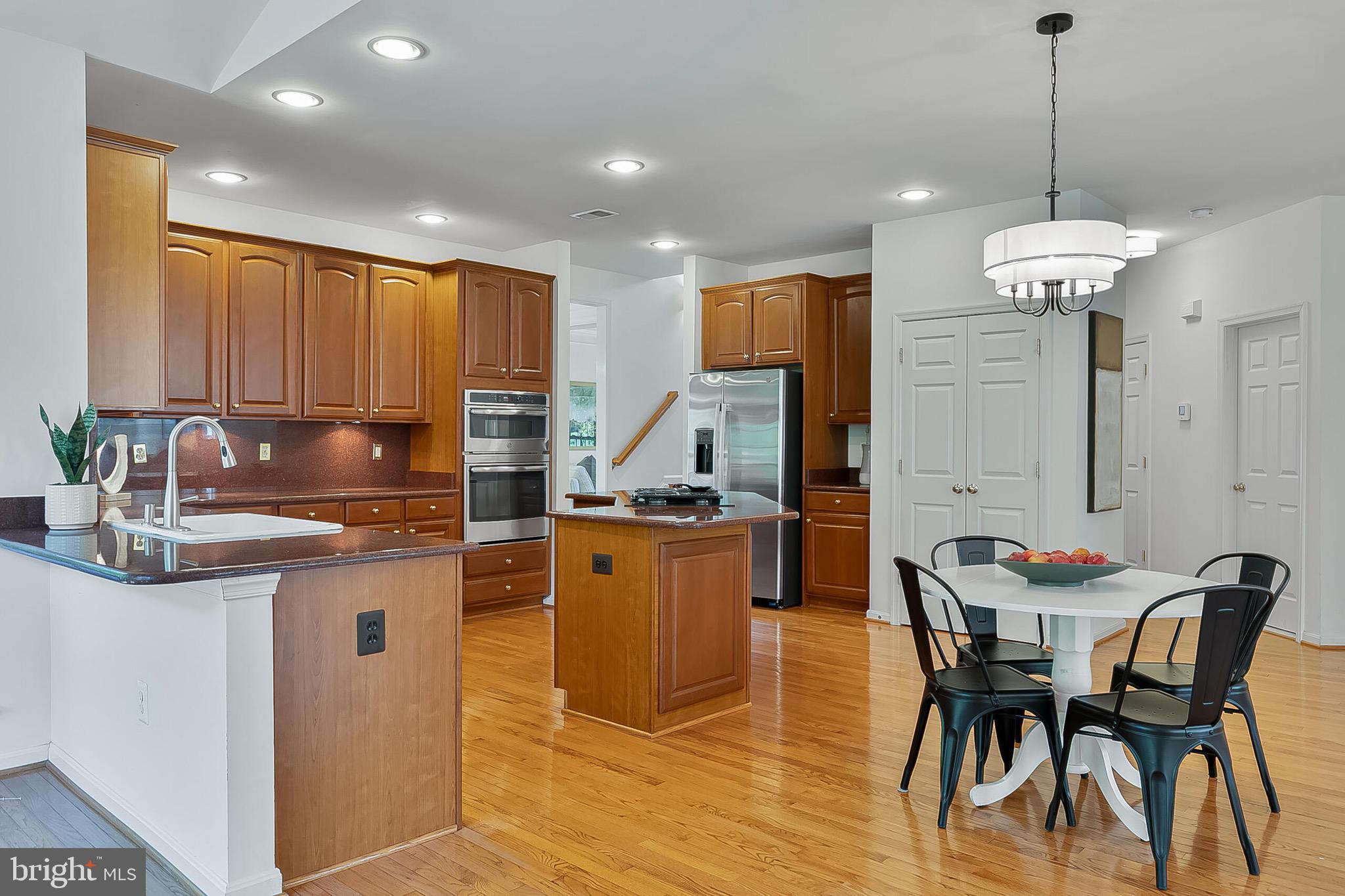 22059 WATER RUN COURT