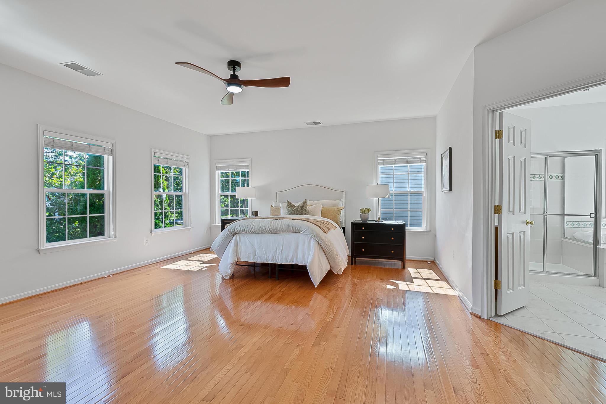 22059 WATER RUN COURT