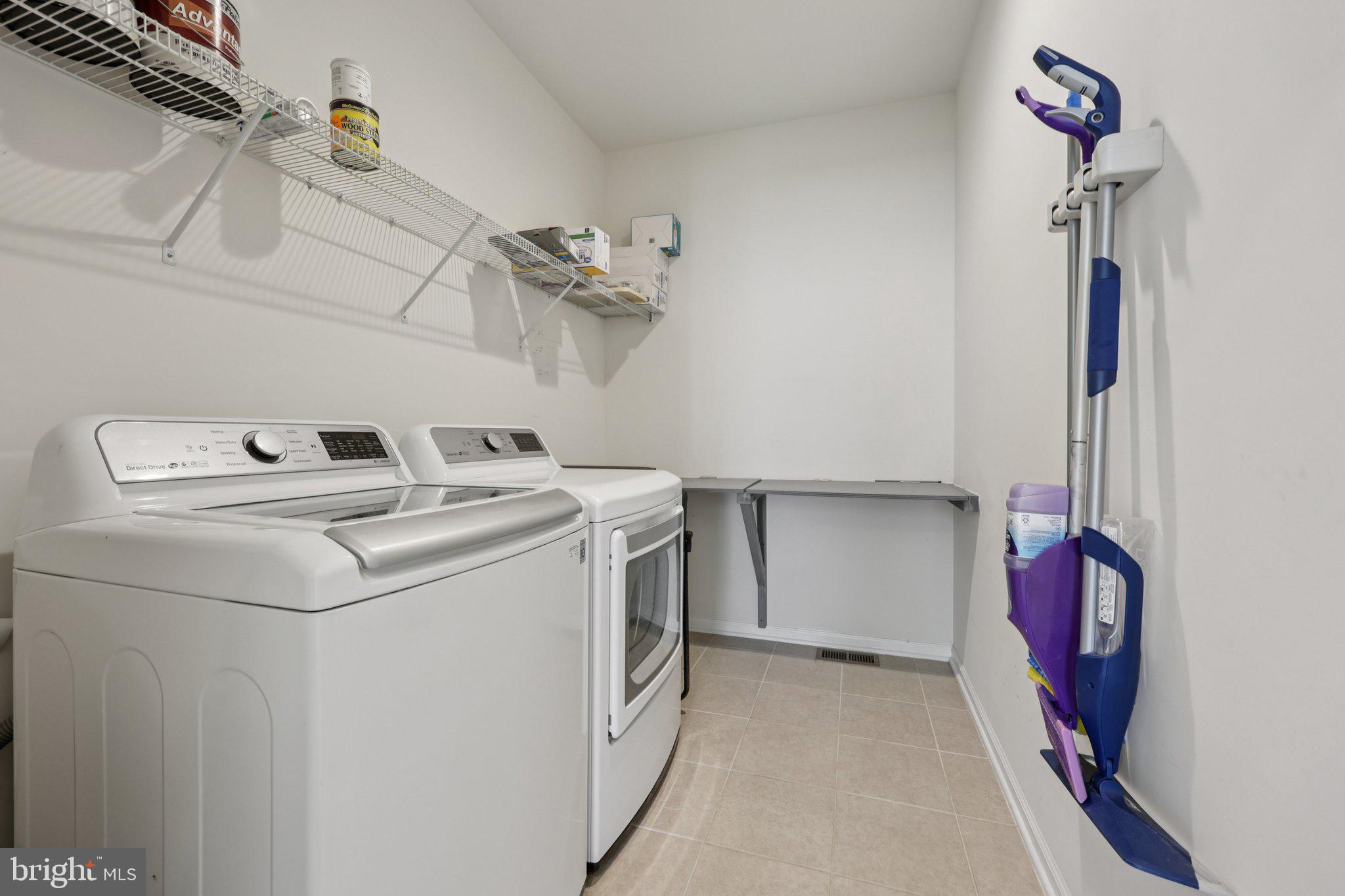 1023 THEMIS STREET SE