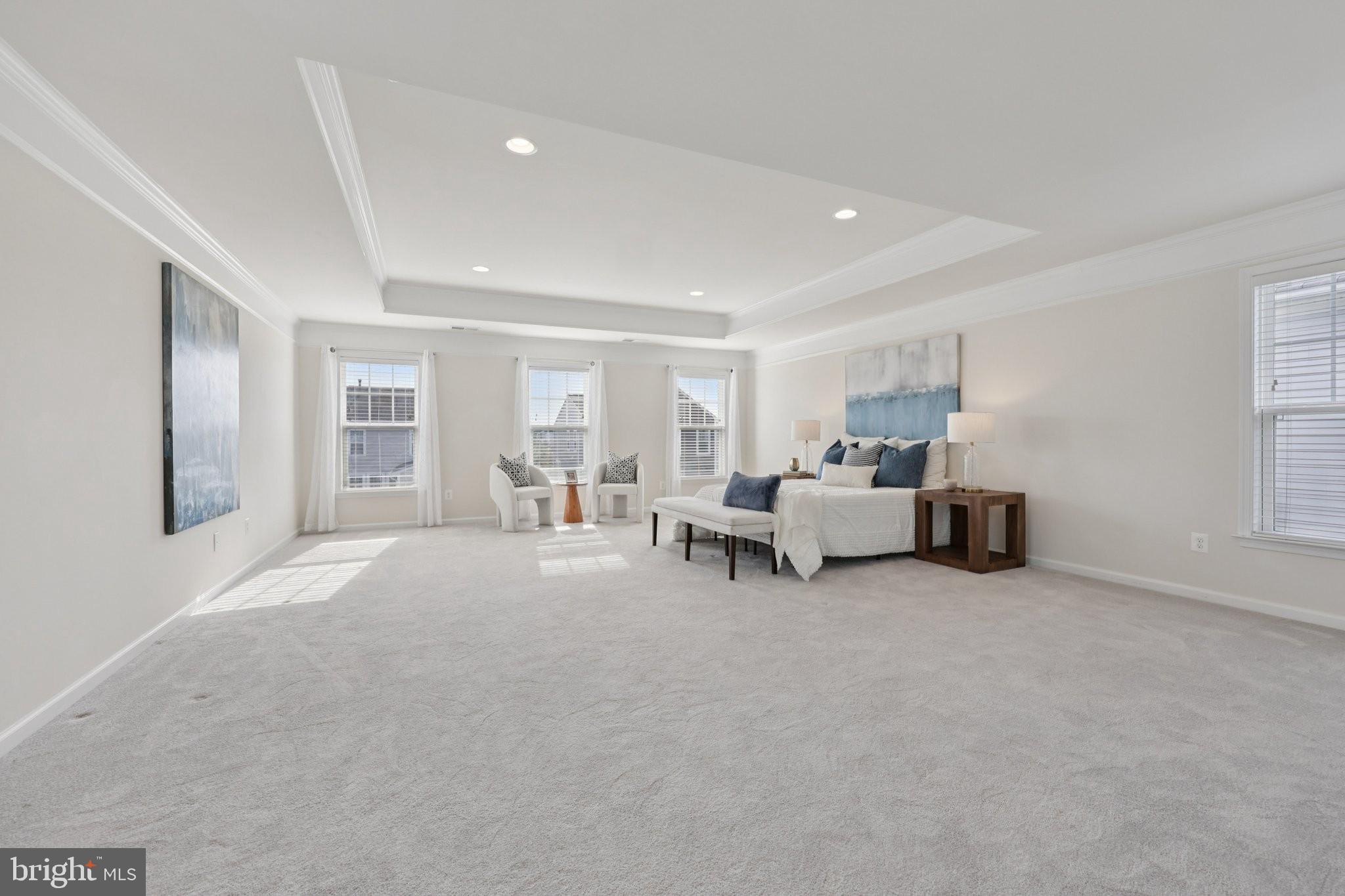 1023 THEMIS STREET SE