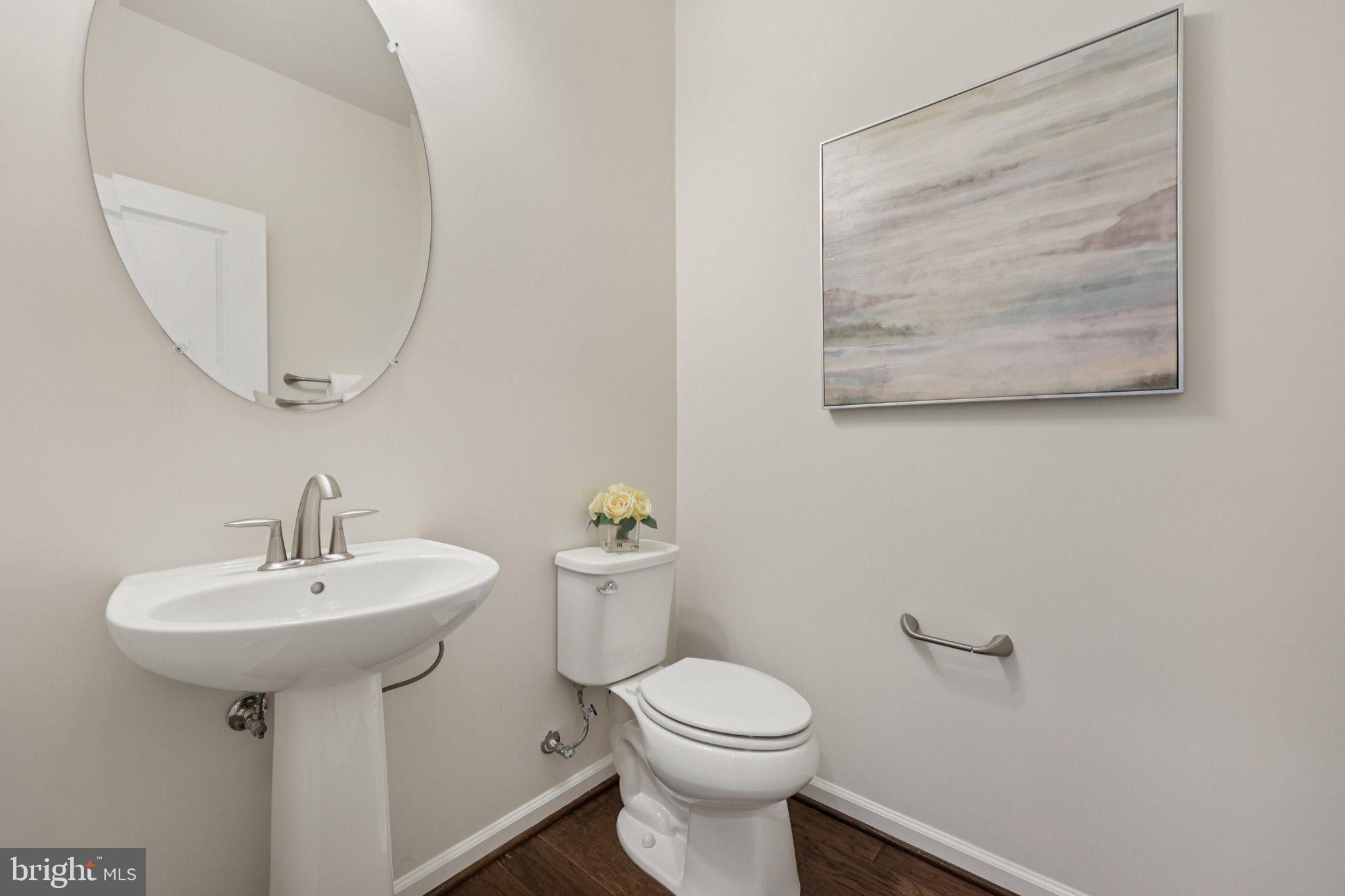 1023 THEMIS STREET SE