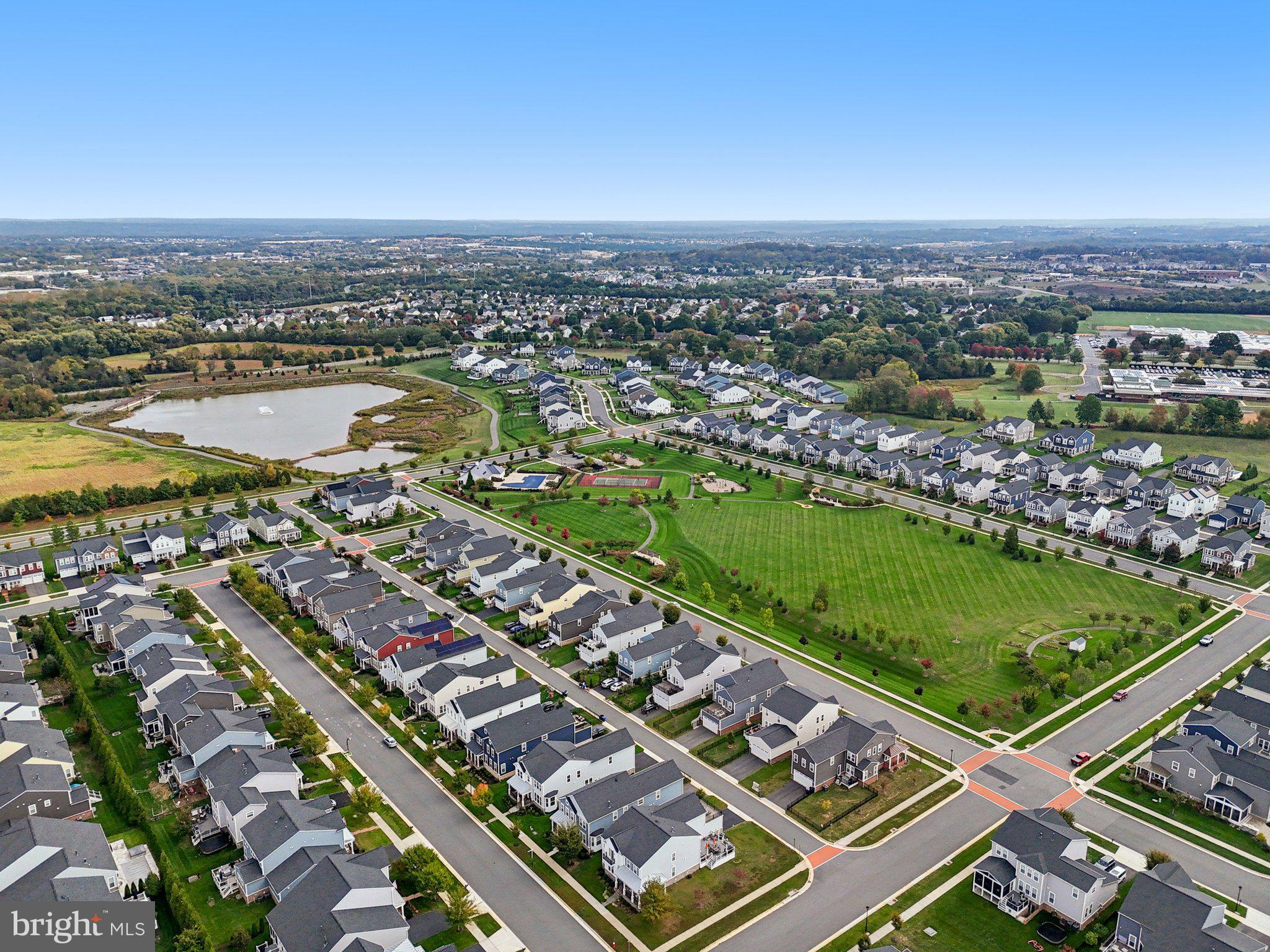 1023 THEMIS STREET SE