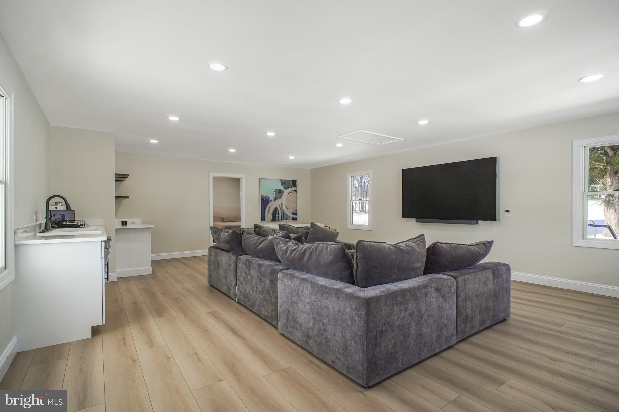 37857 ALBERTS FARM DRIVE