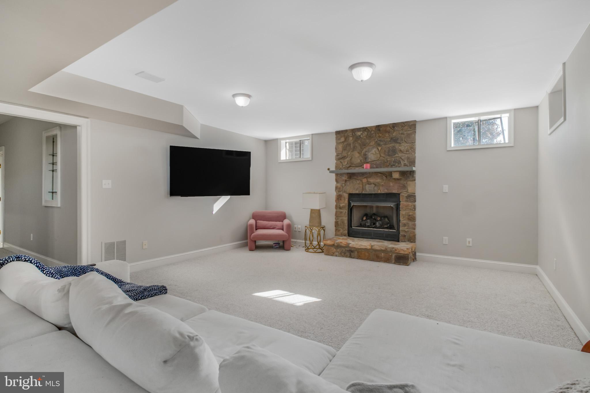 37857 ALBERTS FARM DRIVE