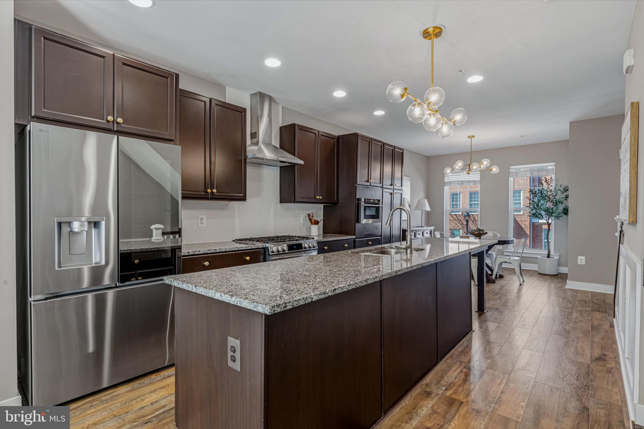 261 CRESCENT STATION TERRACE SE