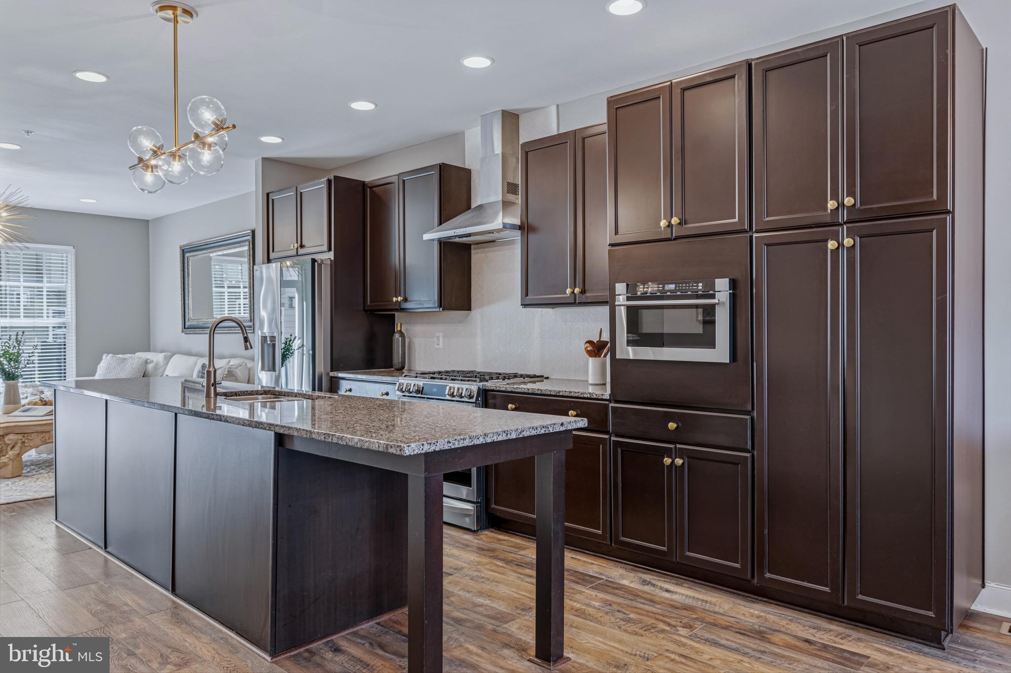 261 CRESCENT STATION TERRACE SE