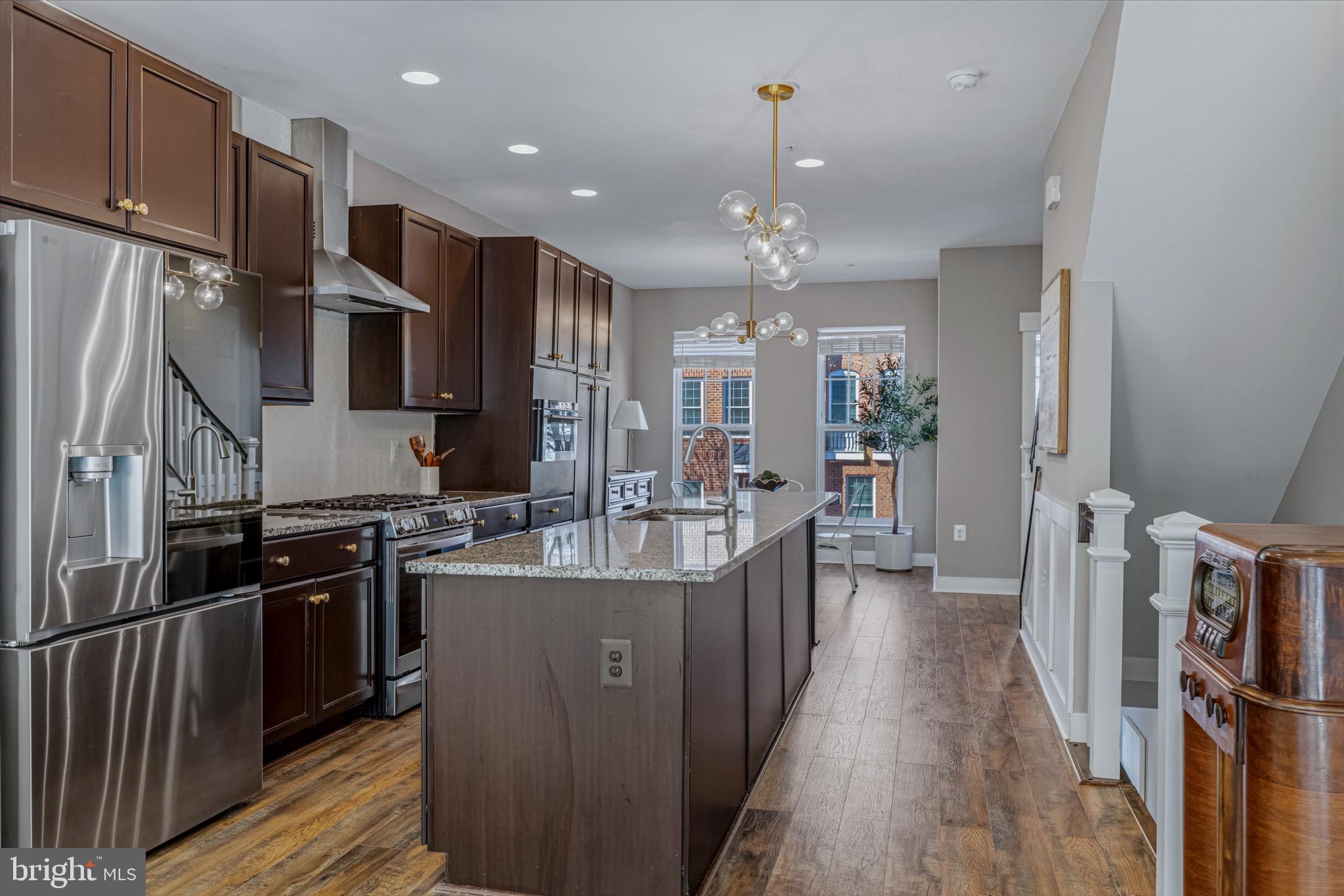 261 CRESCENT STATION TERRACE SE