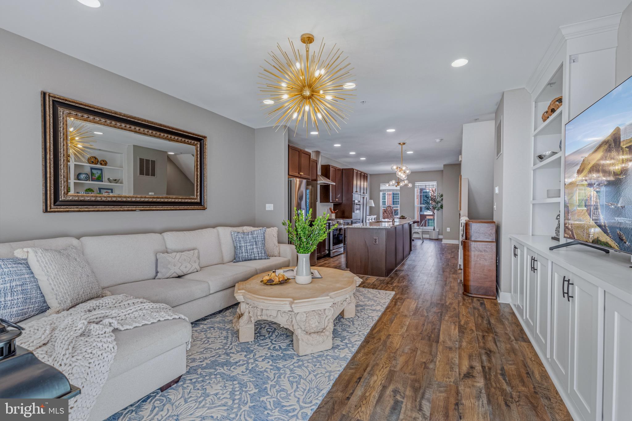 261 CRESCENT STATION TERRACE SE