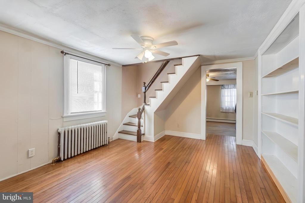 245 W MARKET STREET