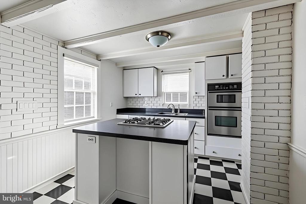245 W MARKET STREET