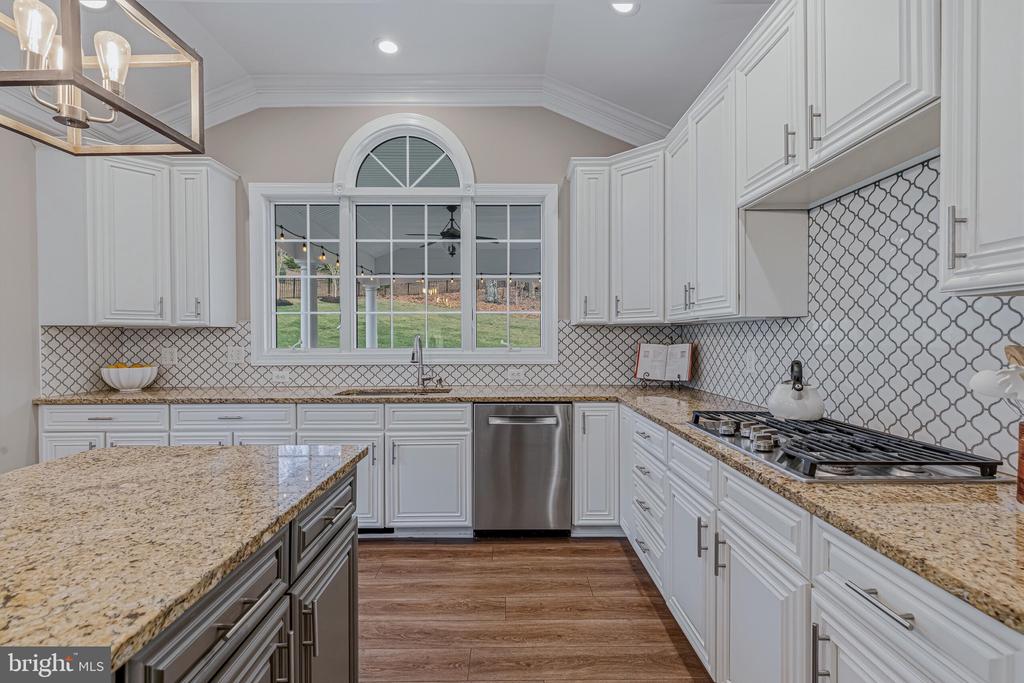 41297 DUTTON COURT