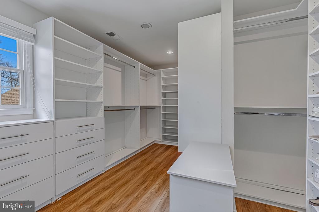 41297 DUTTON COURT