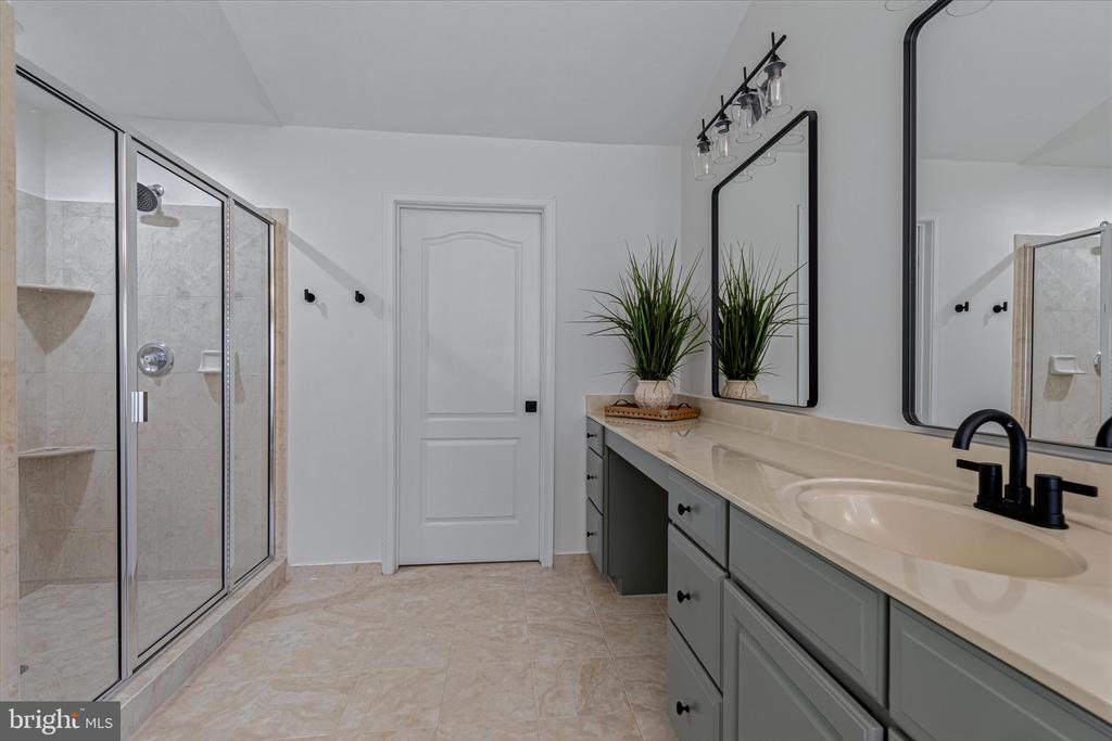 41297 DUTTON COURT