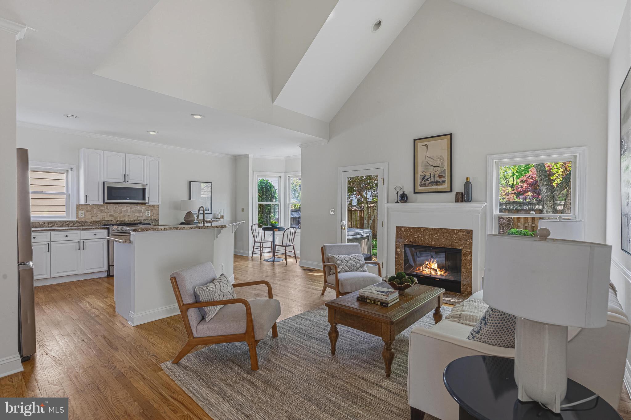 106 HARRISON STREET NE