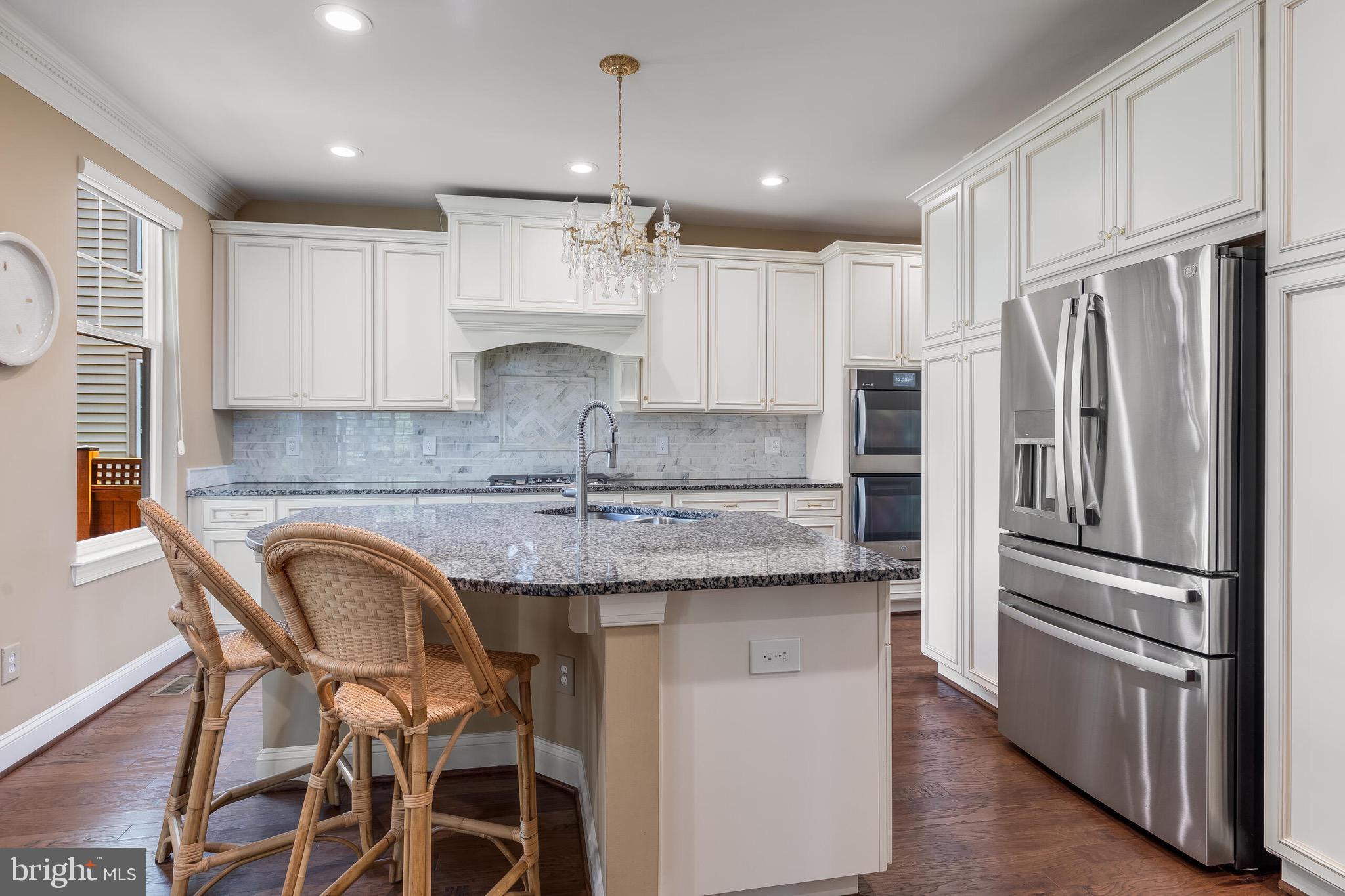 42436 MYAN GOLD DRIVE