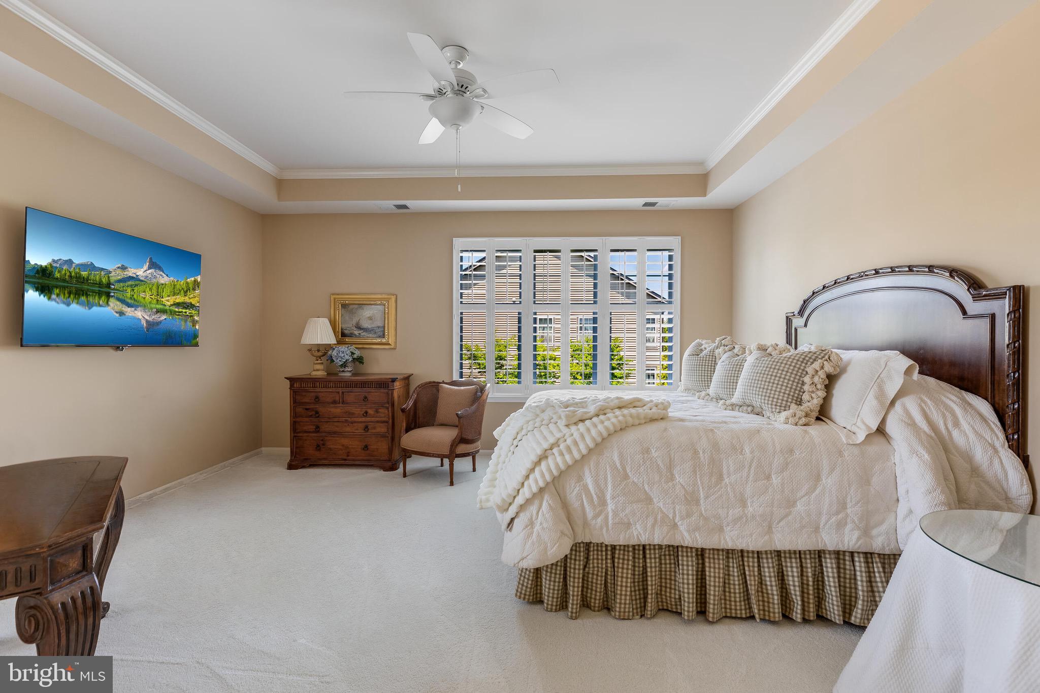 42436 MYAN GOLD DRIVE