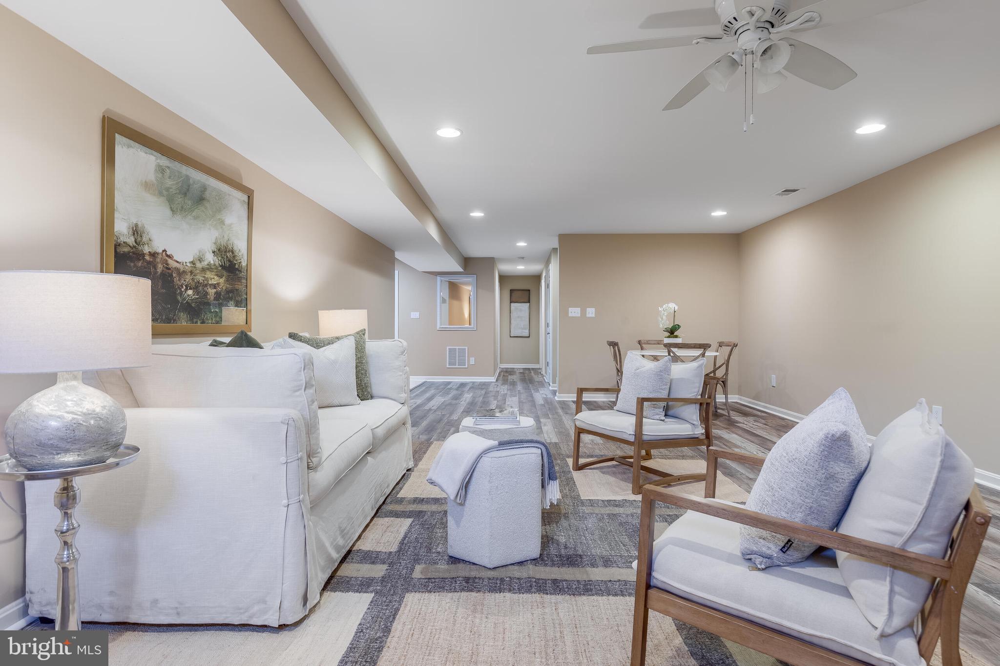 42436 MYAN GOLD DRIVE