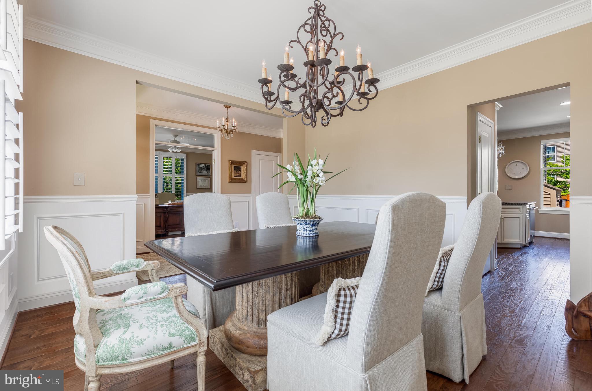 42436 MYAN GOLD DRIVE