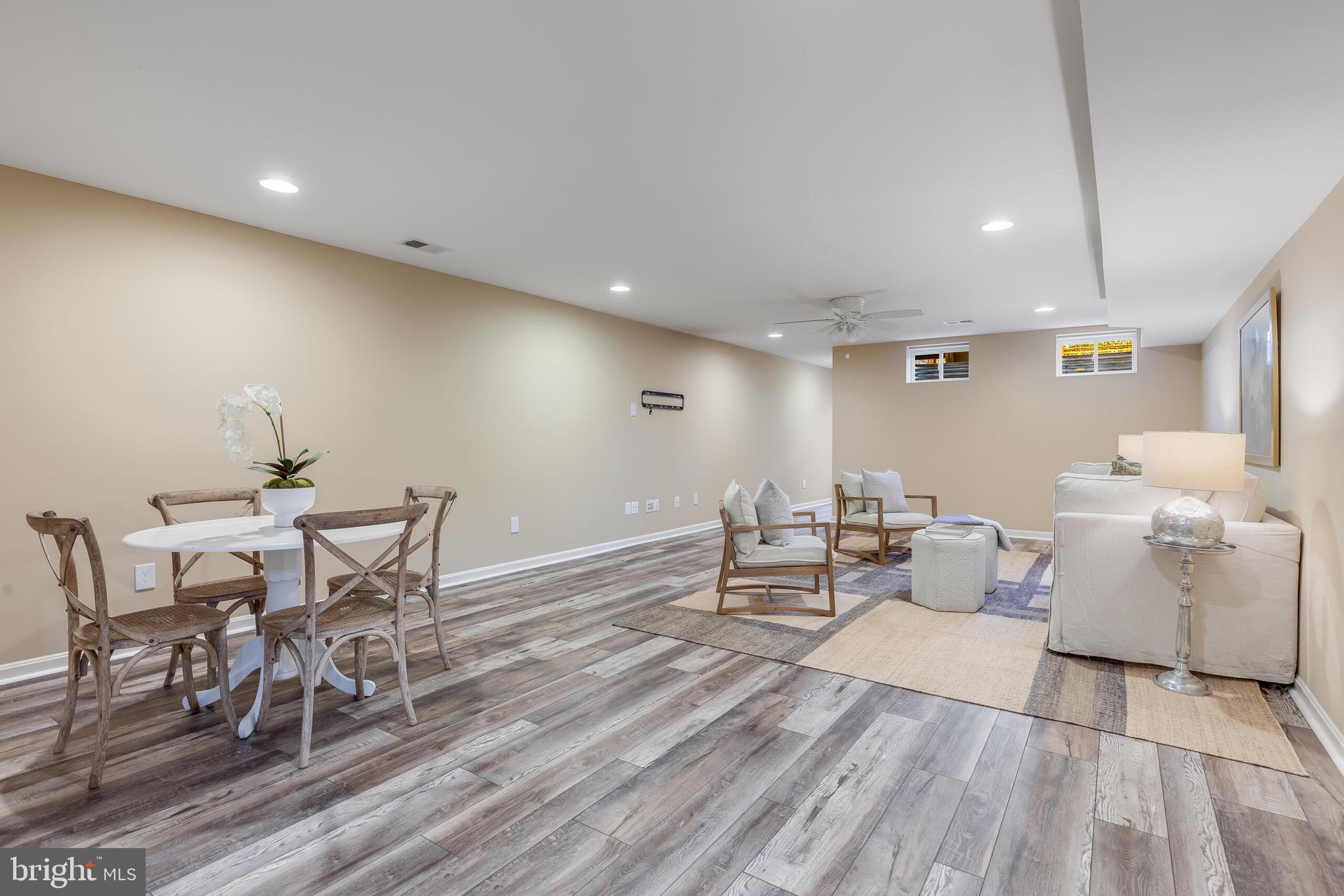 42436 MYAN GOLD DRIVE