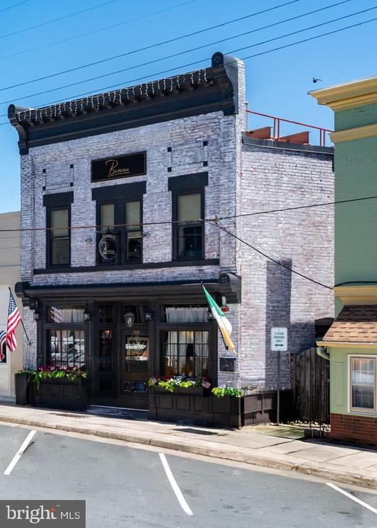 103 W O STREET