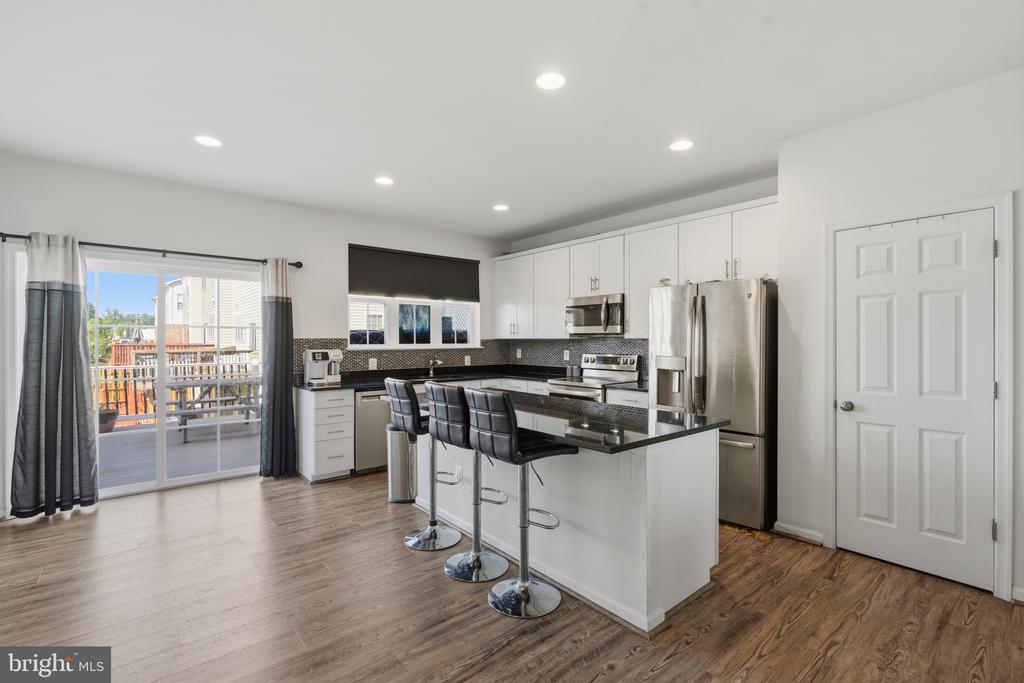 307 UPPER BROOK TERRACE