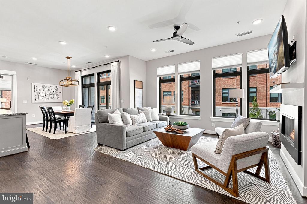 5 STATIONMASTER STREET SE Unit: 200