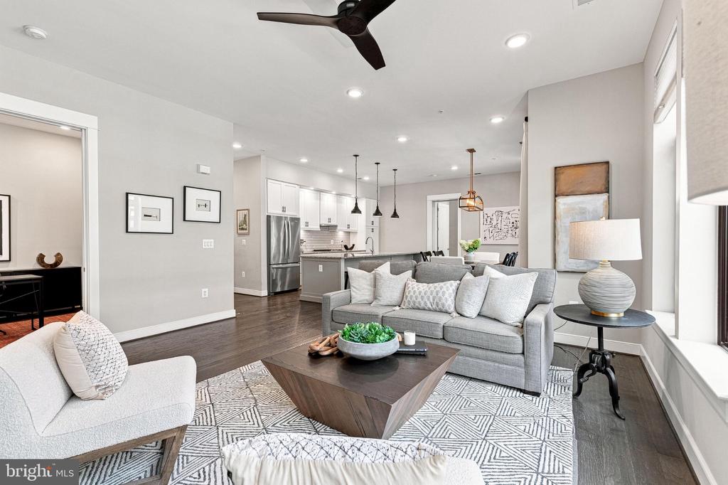 5 STATIONMASTER STREET SE Unit: 200