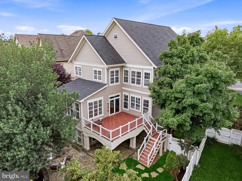 22782 COURTLAND PARK DRIVE