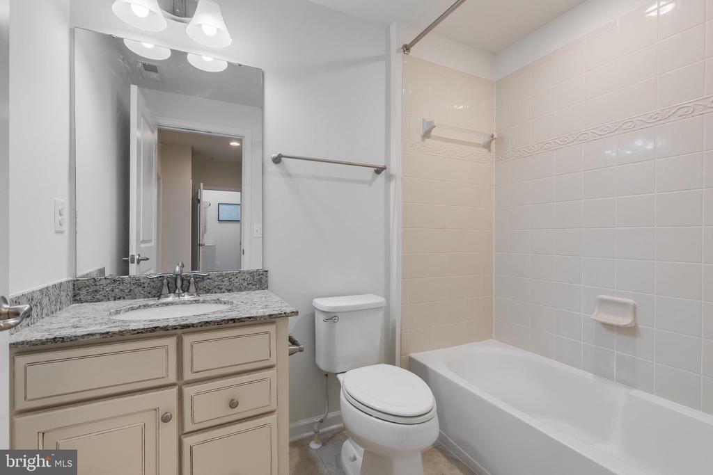 473 KORNBLAU TERRACE SE
