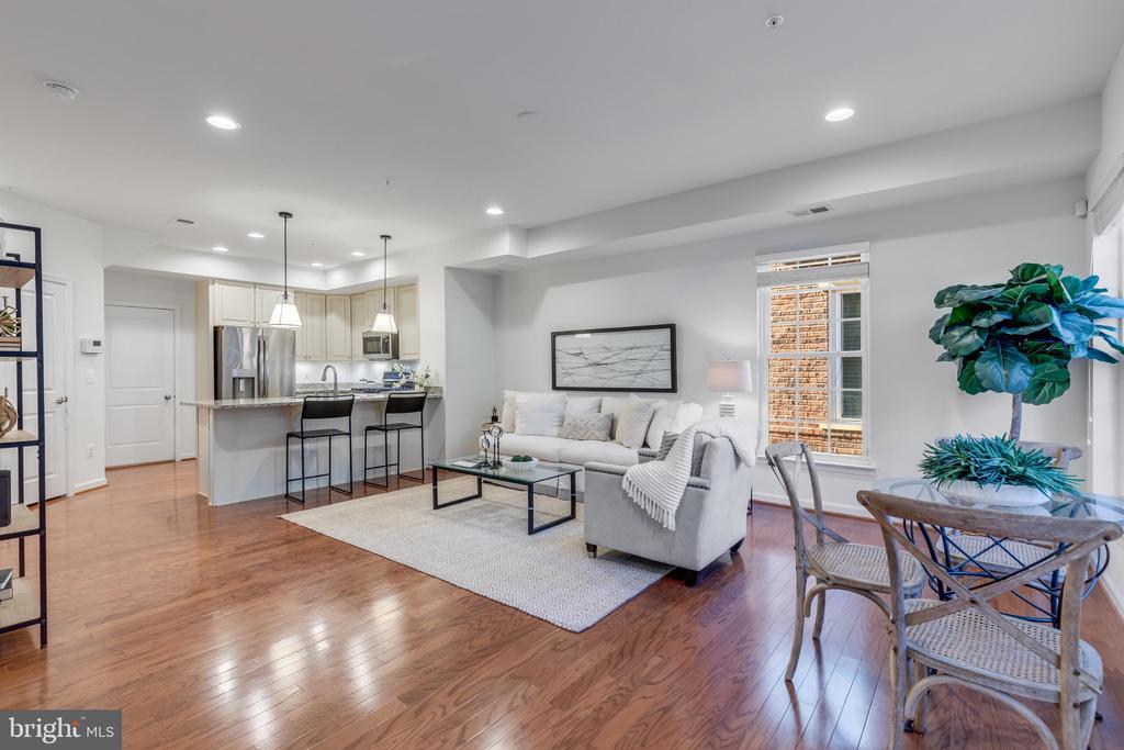 473 KORNBLAU TERRACE SE