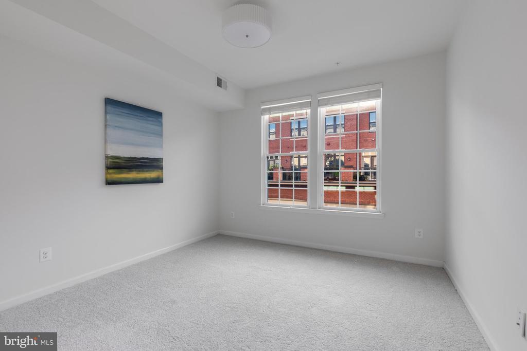 473 KORNBLAU TERRACE SE