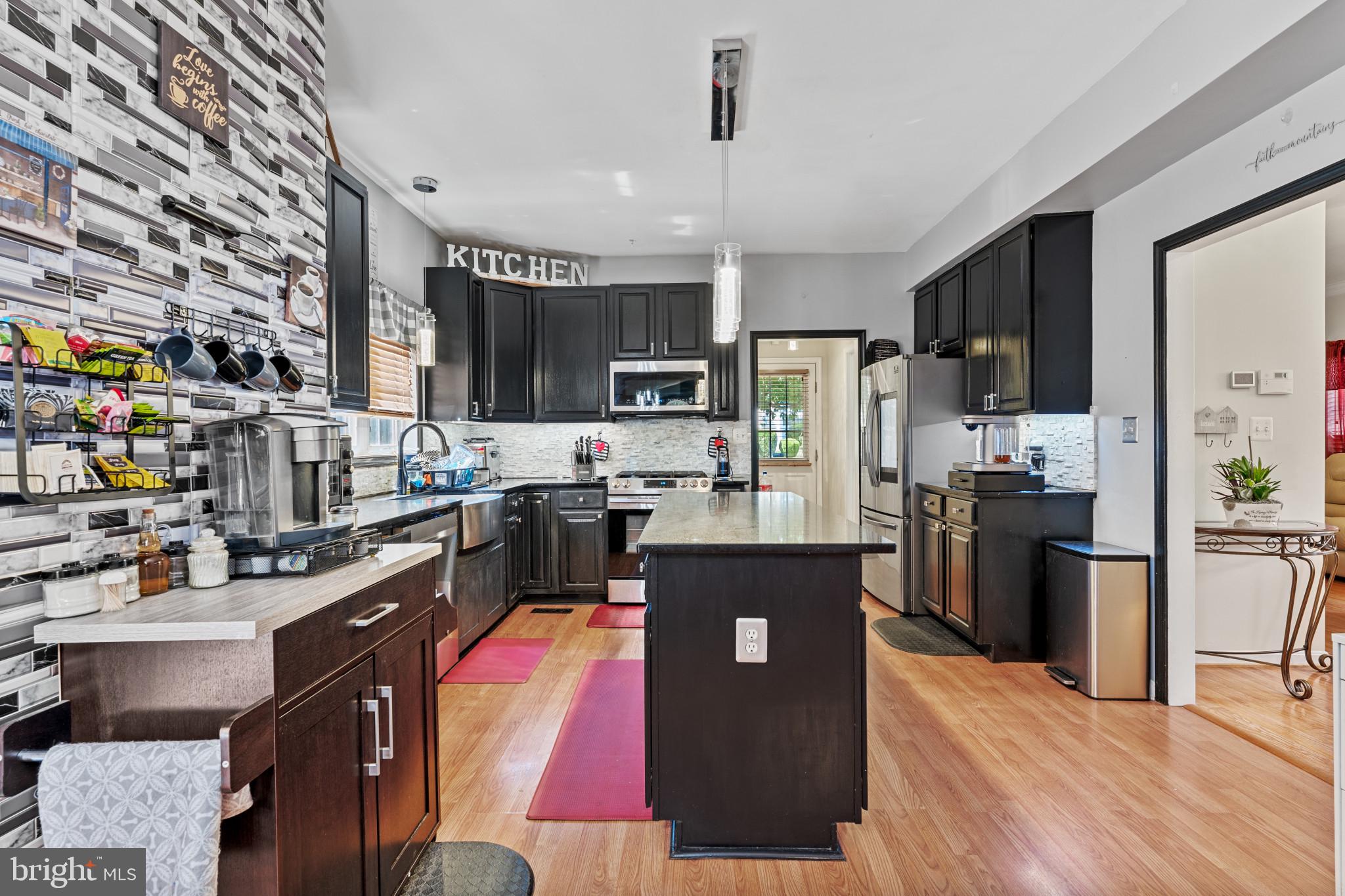9416 Hickory Hill DRIVE