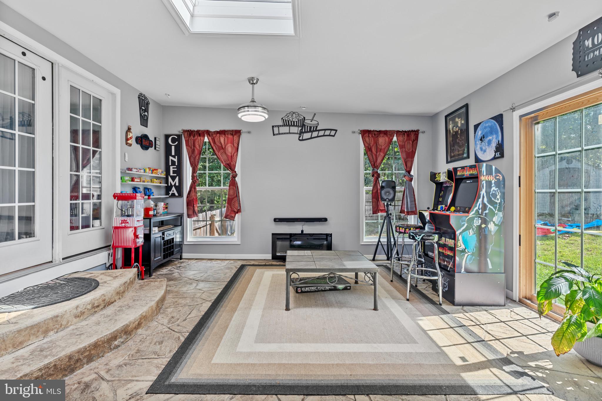 9416 Hickory Hill DRIVE