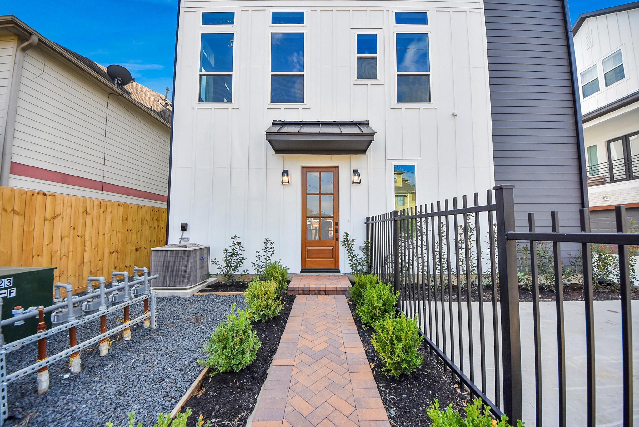 929 Fisher Street # F