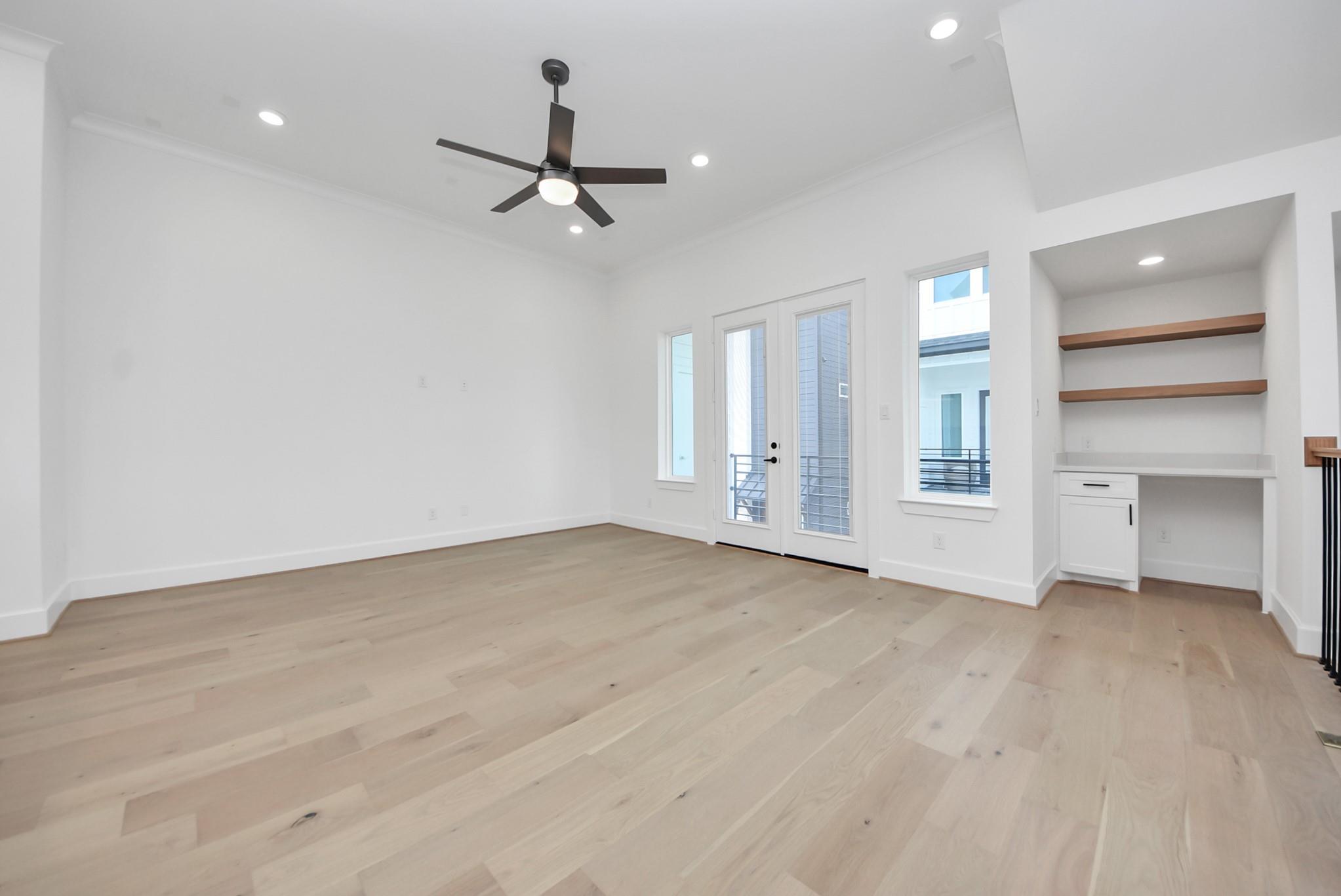 929 Fisher Street # F