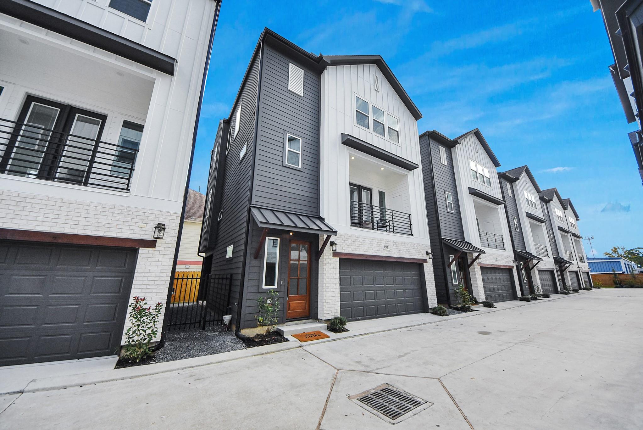 923 Fisher Street Unit: E