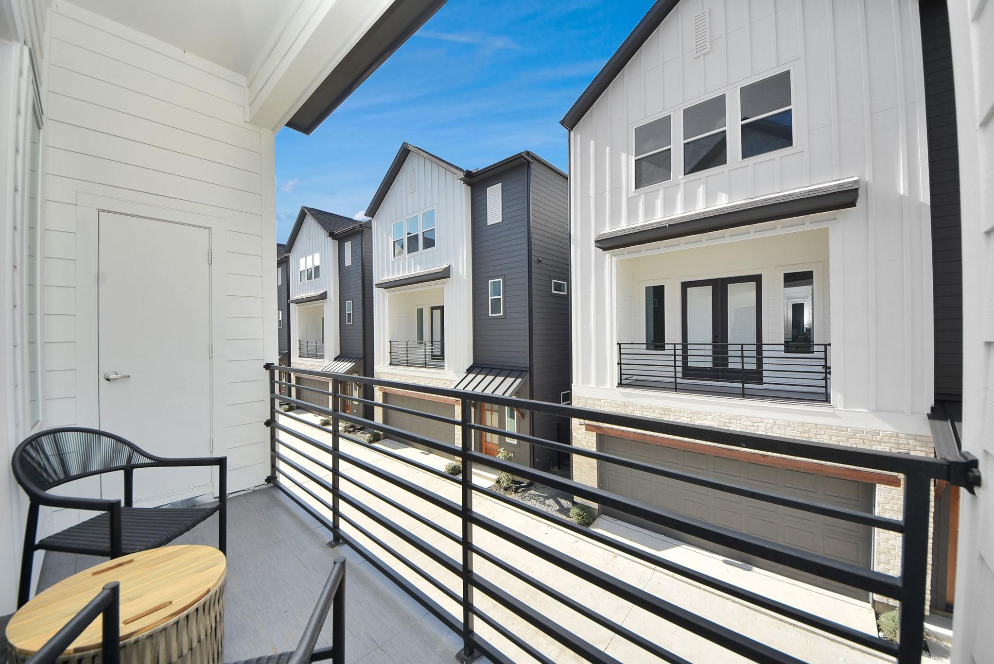 923 Fisher Street Unit: E